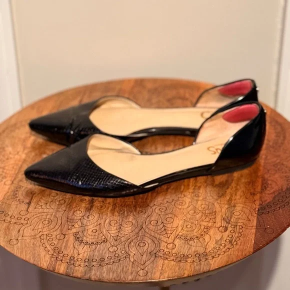 Circus by Sam Edelman Black Pointed Toe Flats - Picture 2 of 6